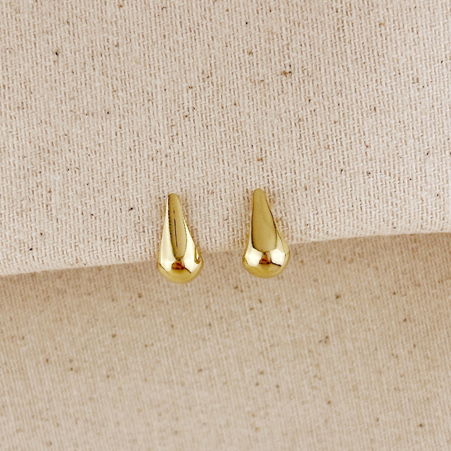 Gold Filled 12mm 18k Teardrop Stud Earrings
