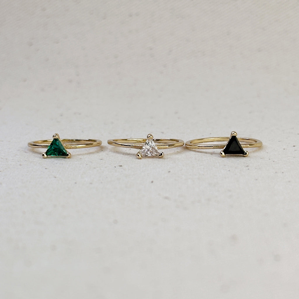 18k Gold-Filled Trillion CZ Solitaire Ring – Elegant & Dazzling