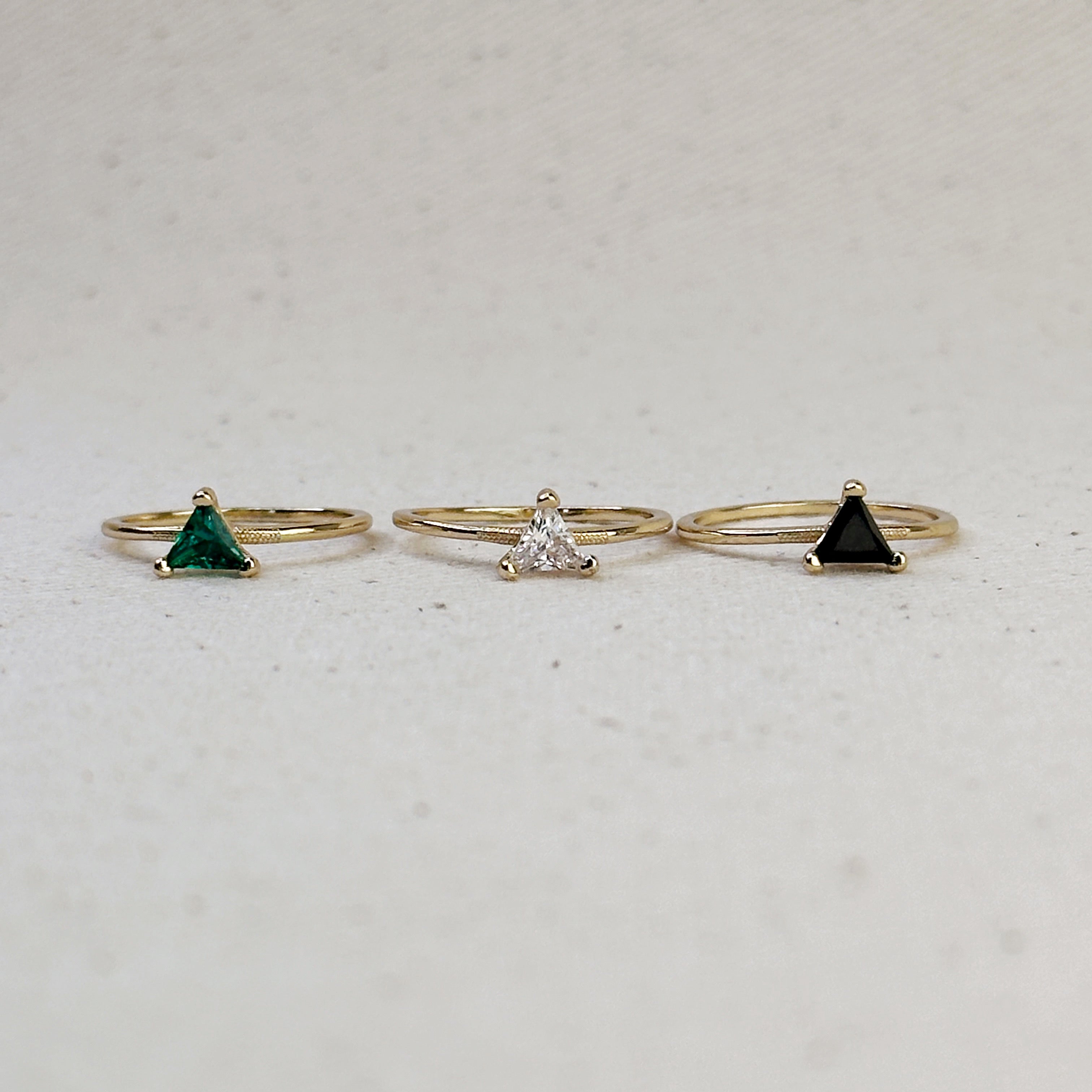 18k Gold-Filled Trillion CZ Solitaire Ring – Elegant & Dazzling