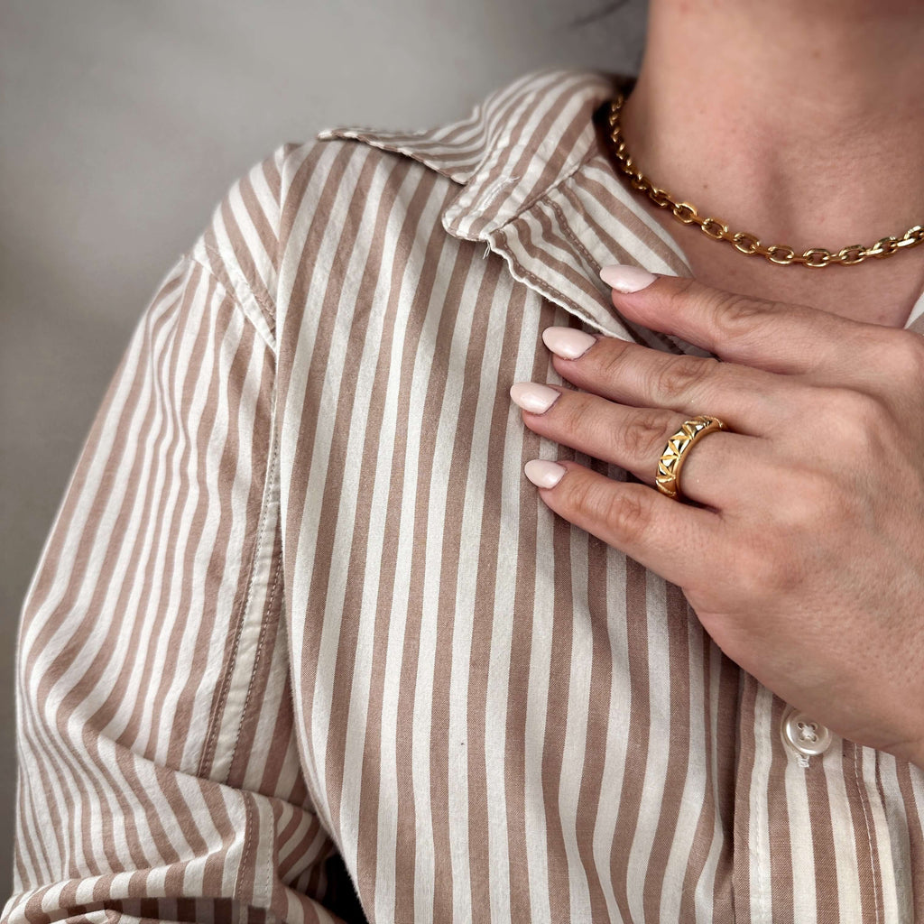 Gold Filled 18k Diamond Cut Detail Band Ring