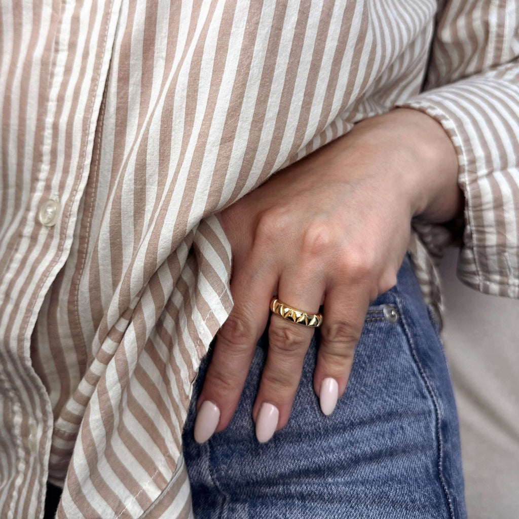 Gold Filled 18k Diamond Cut Detail Band Ring