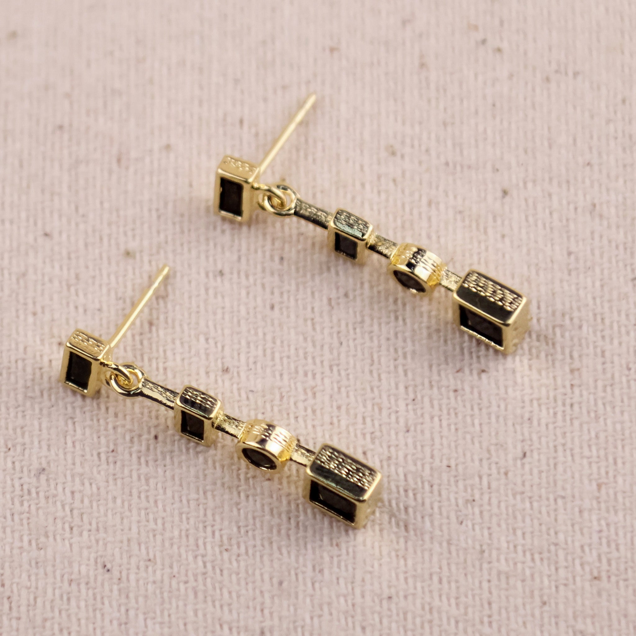 Gold Filled 18k Black Dangling Shapes Earring