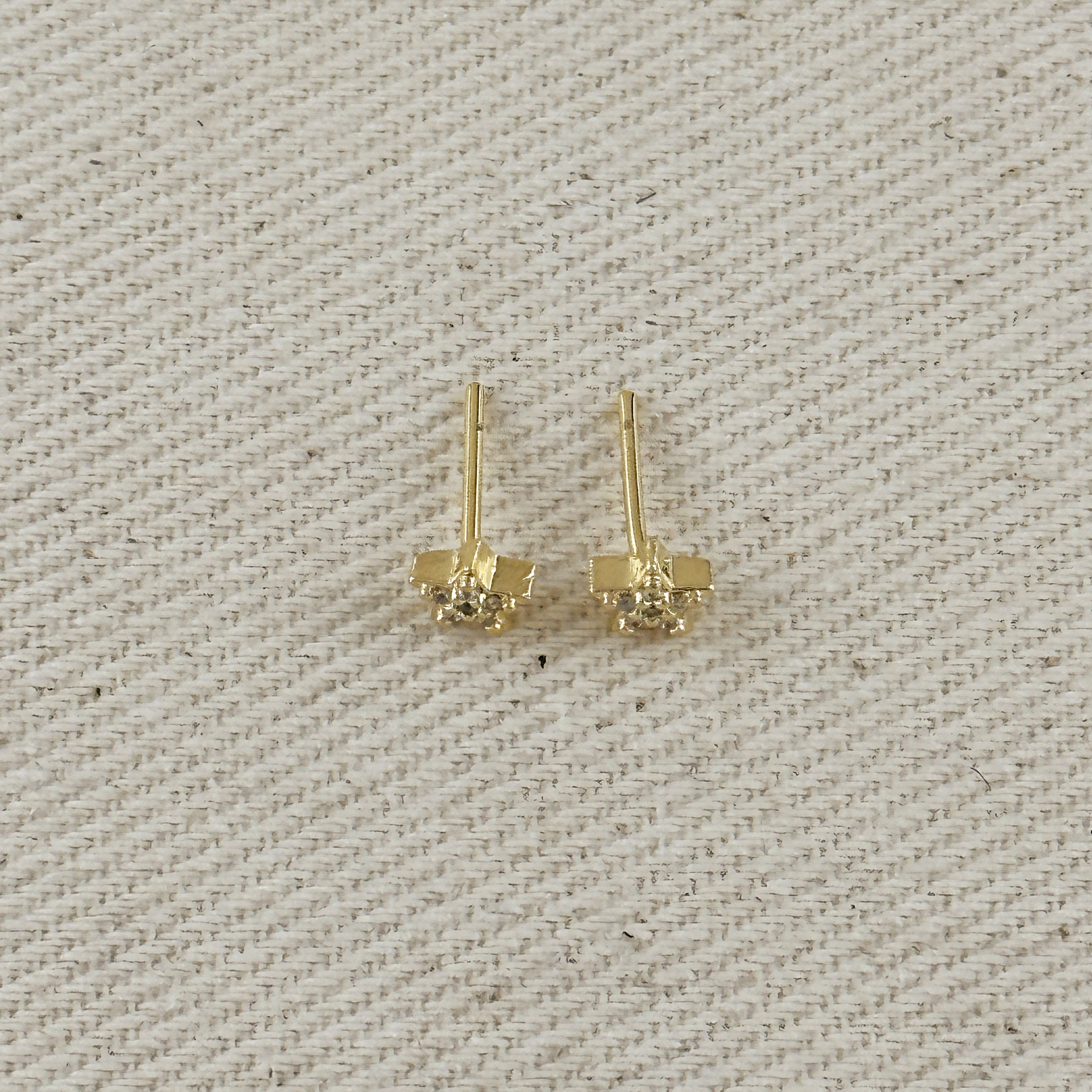 18k Gold-Filled Mini CZ Star Stud Earrings – Dainty & Sparkling