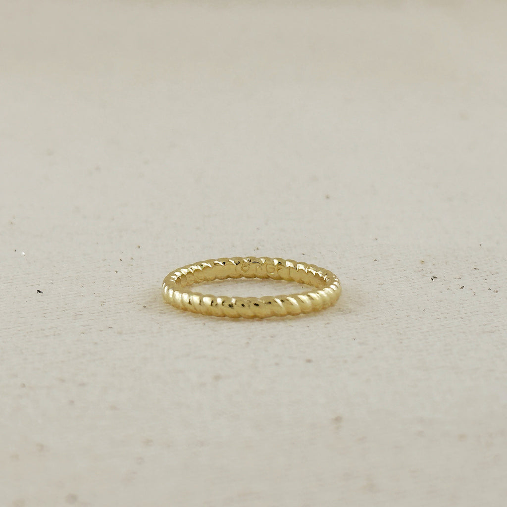 Ring 18k Gold Filled Twisted Design Band