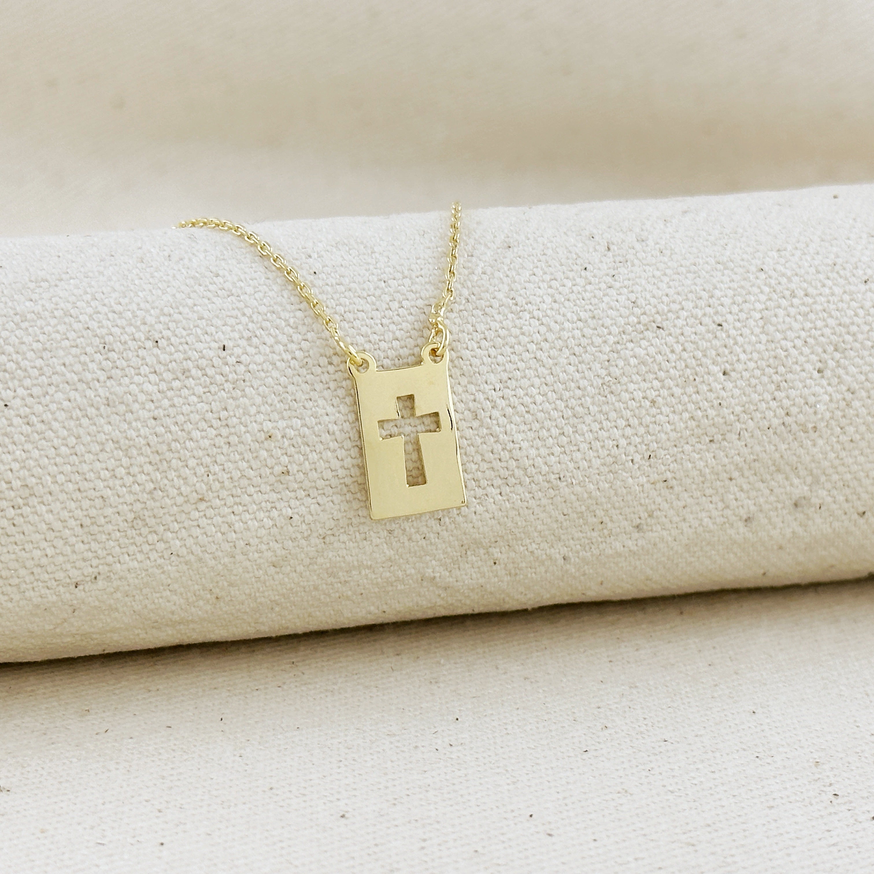Cross Plate Necklace 18k Gold Filled