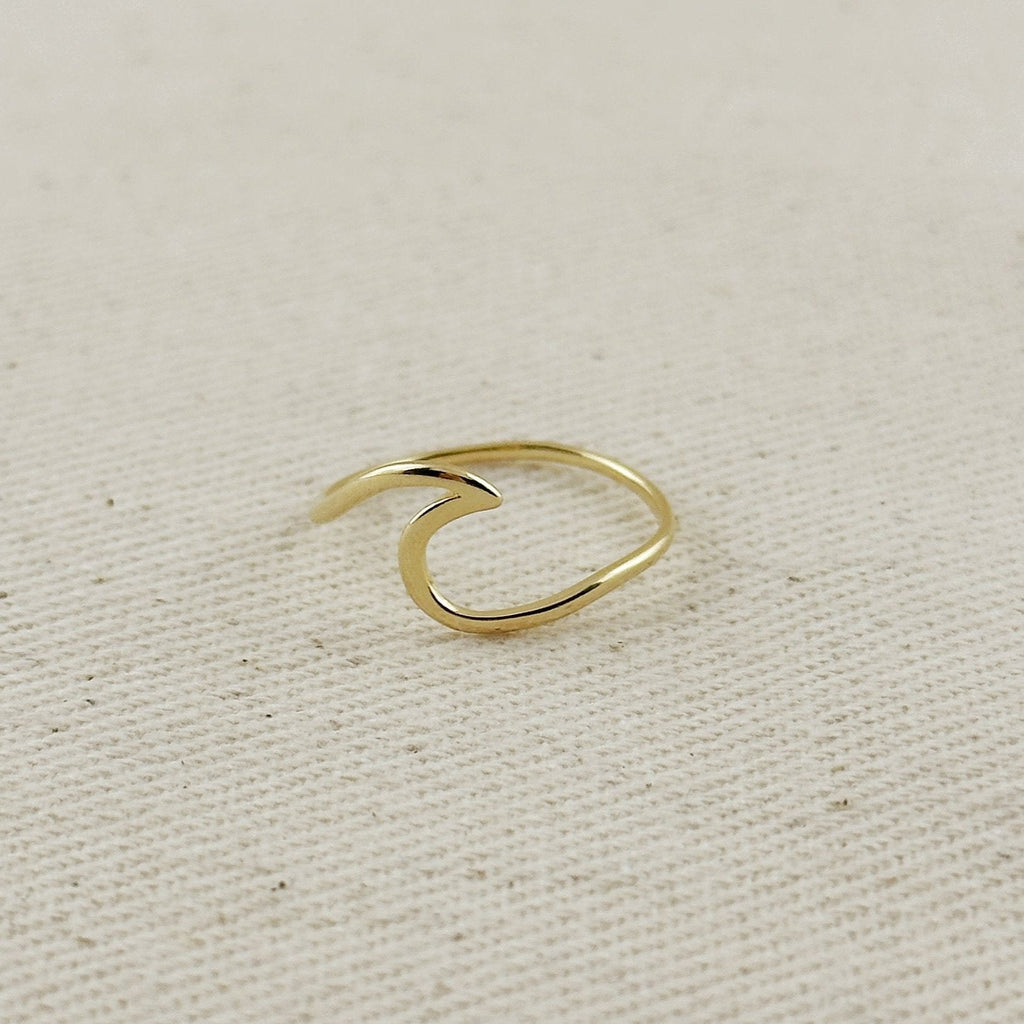 Gold-Filled 18k Ring – Subtle Wave Accent for Effortless Style