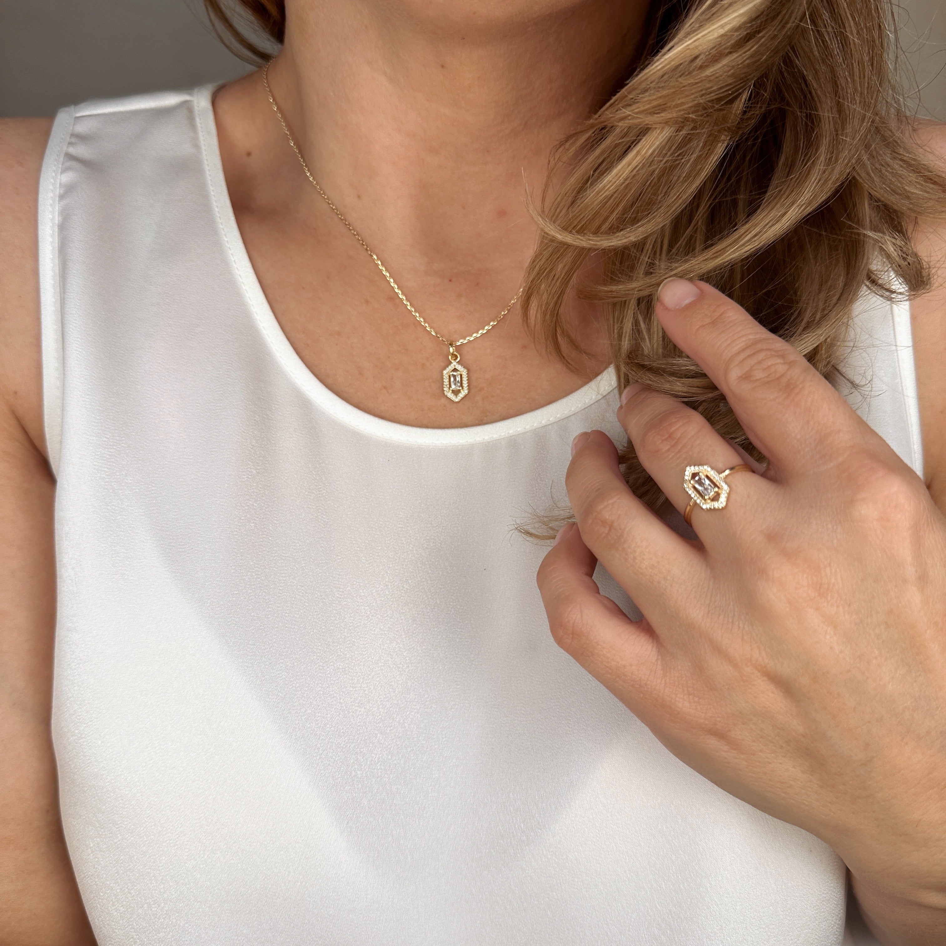 Gold Filled 18k Fancy Baguette Ring