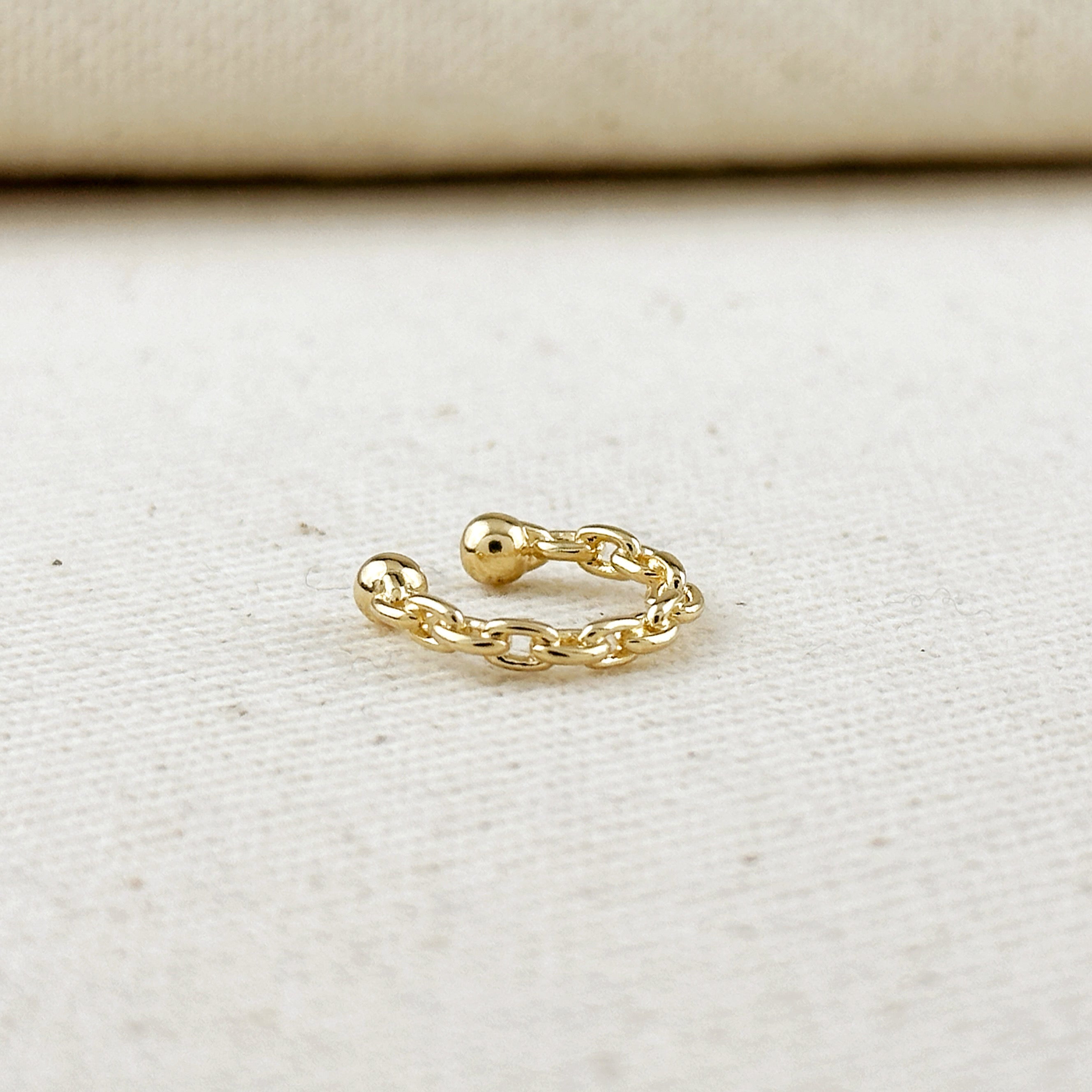 18k Gold-Filled Crafted Chain Ear Cuff – Stylish Detail with a Crafted Touch
