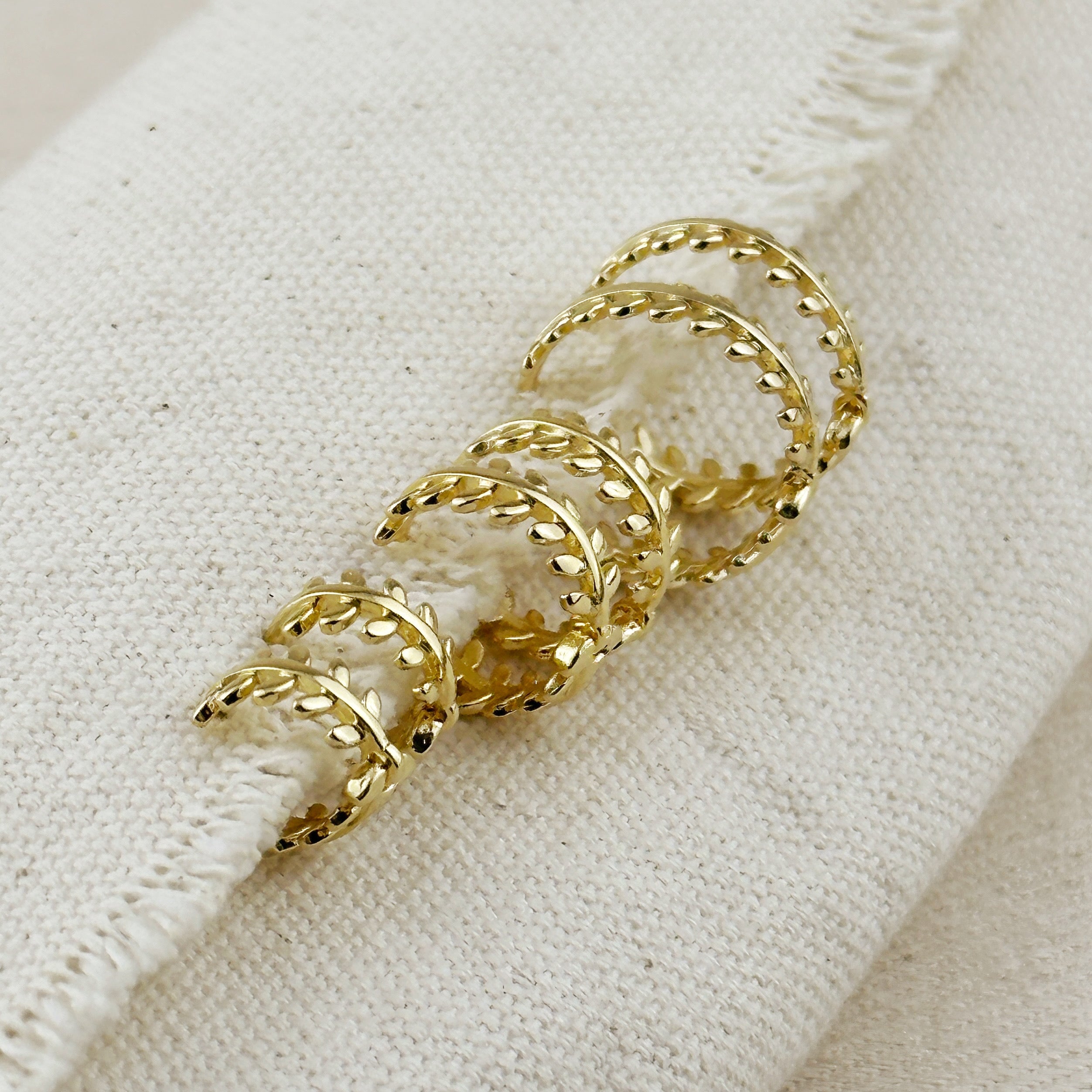 Gold Filled 18k Leaf Clicker Earrings