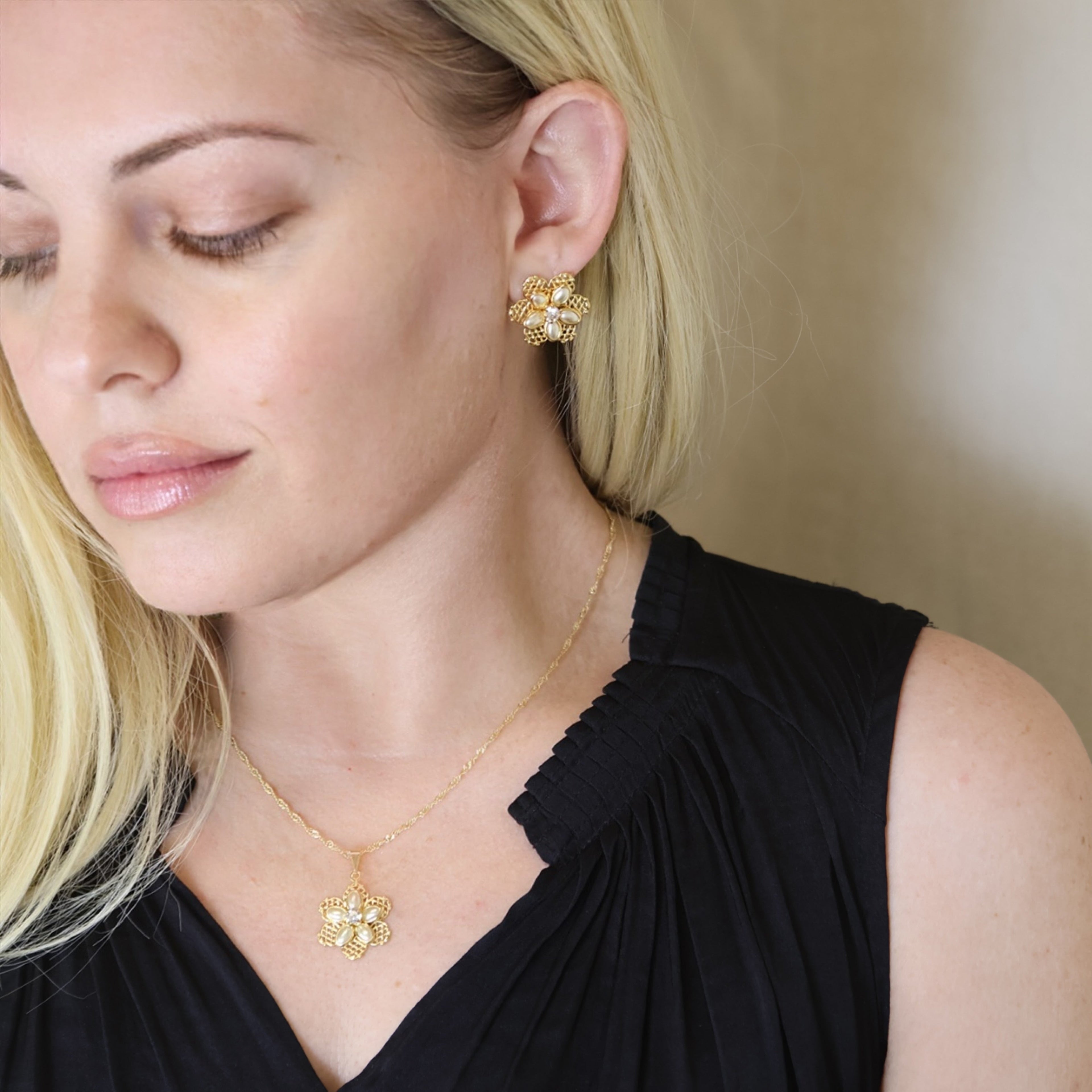 Necklace and Earring Set 18k Gold Filled Mesh Flower