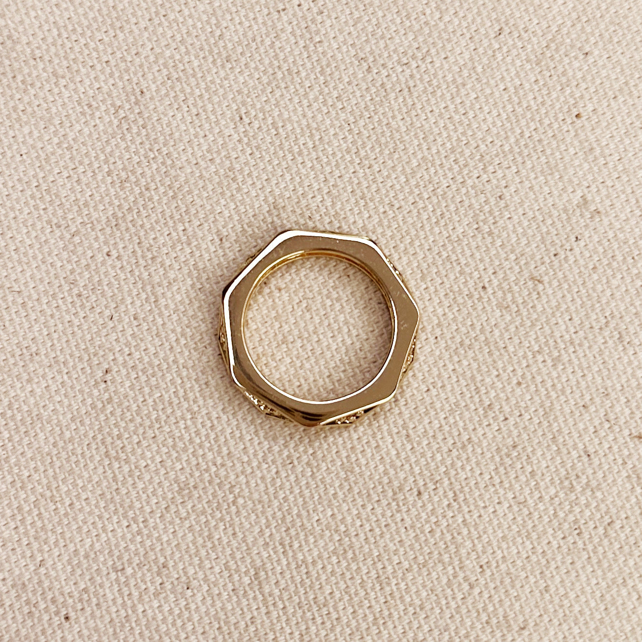 Ring With CZ Stones Faceted