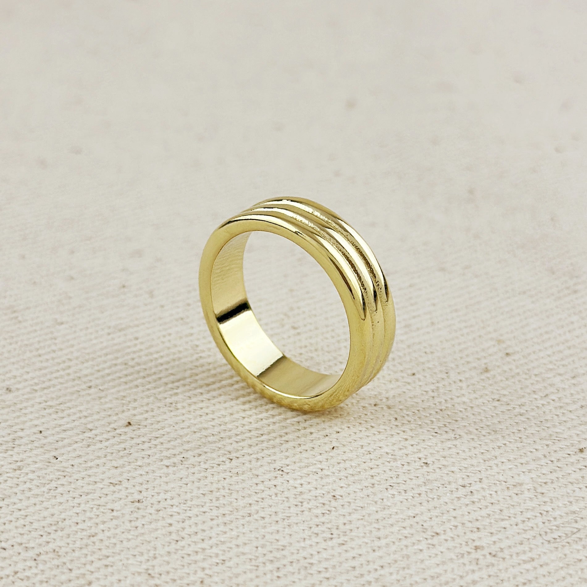 Gold Filled 18k Triple Groove Band Ring