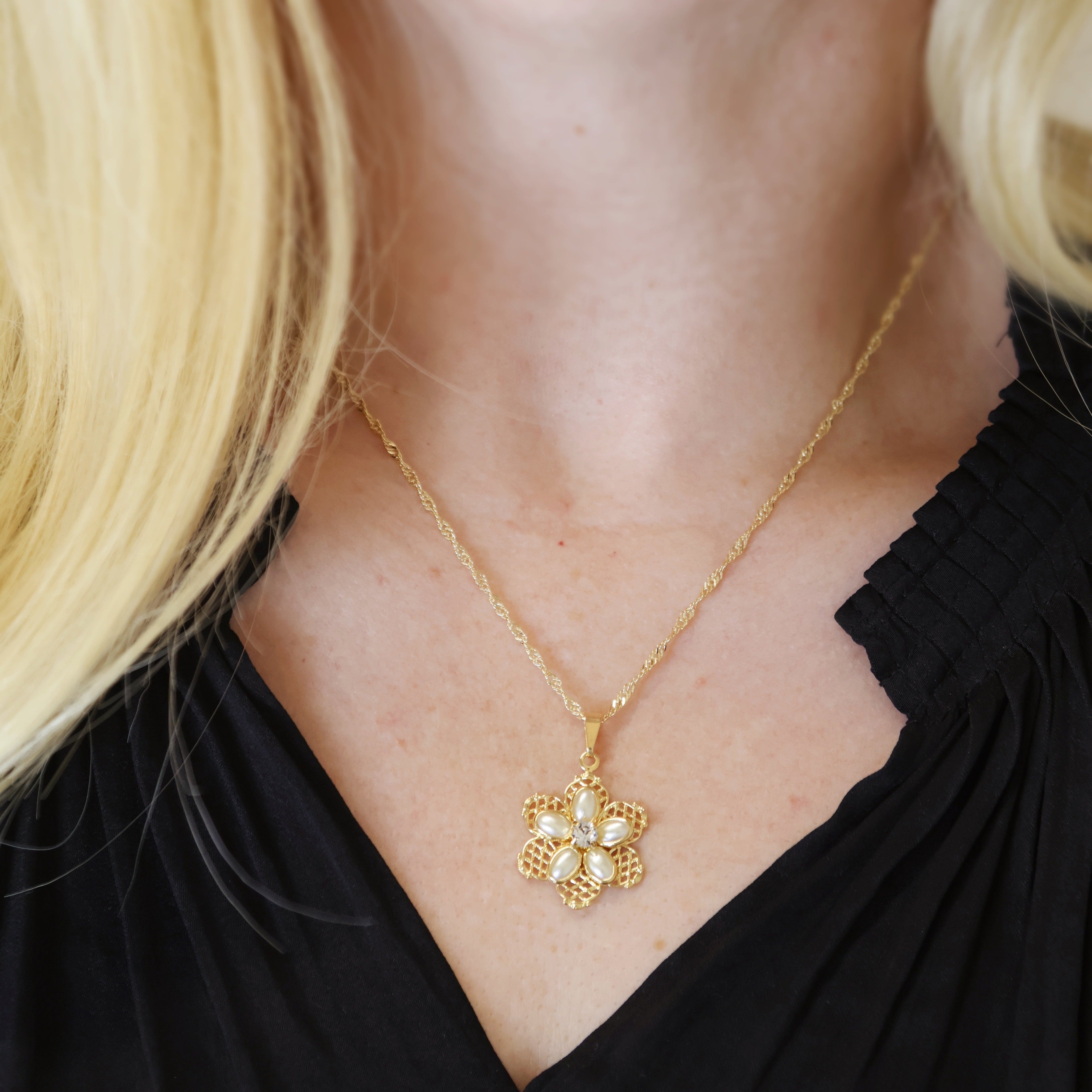 Necklace and Earring Set 18k Gold Filled Mesh Flower