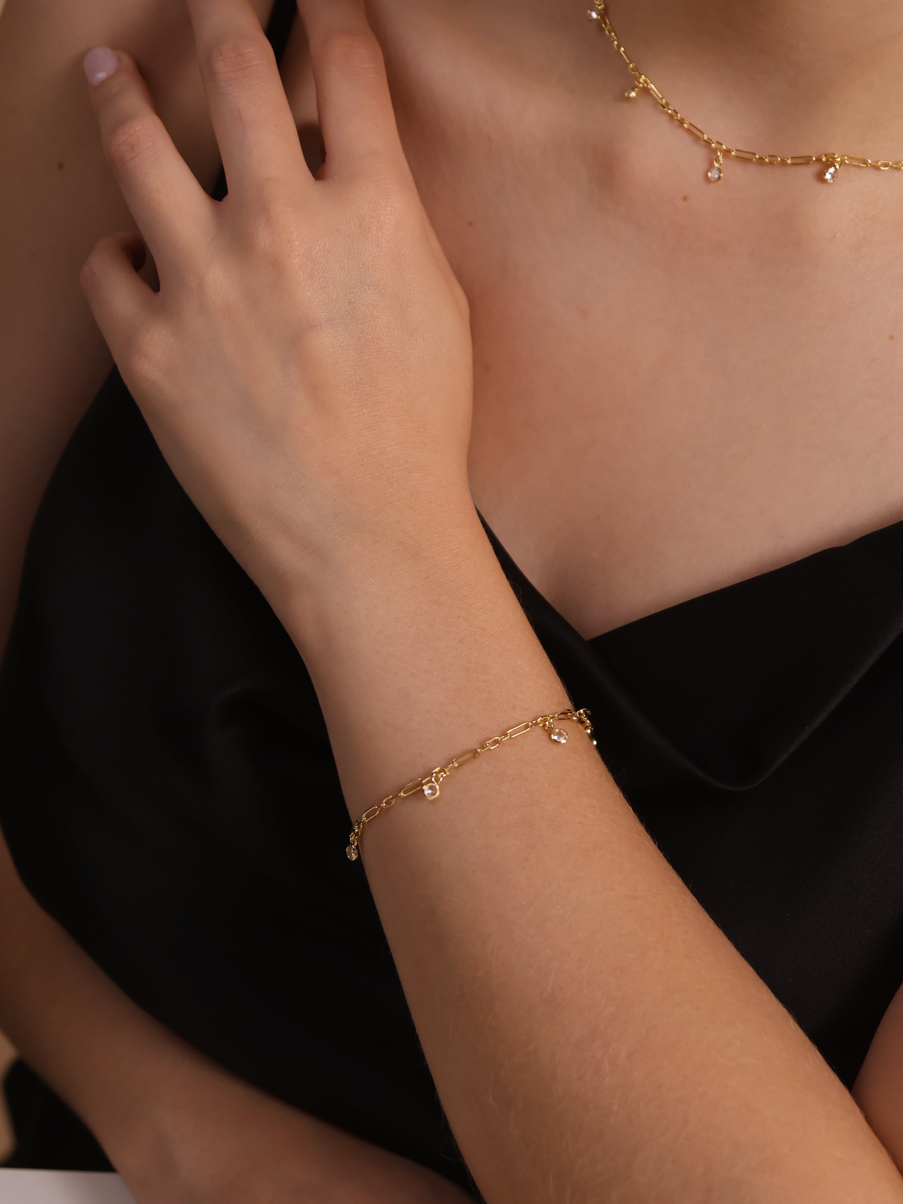 Gold Filled 18k Paperclip Chain With Bezel CZ Drops Bracelet