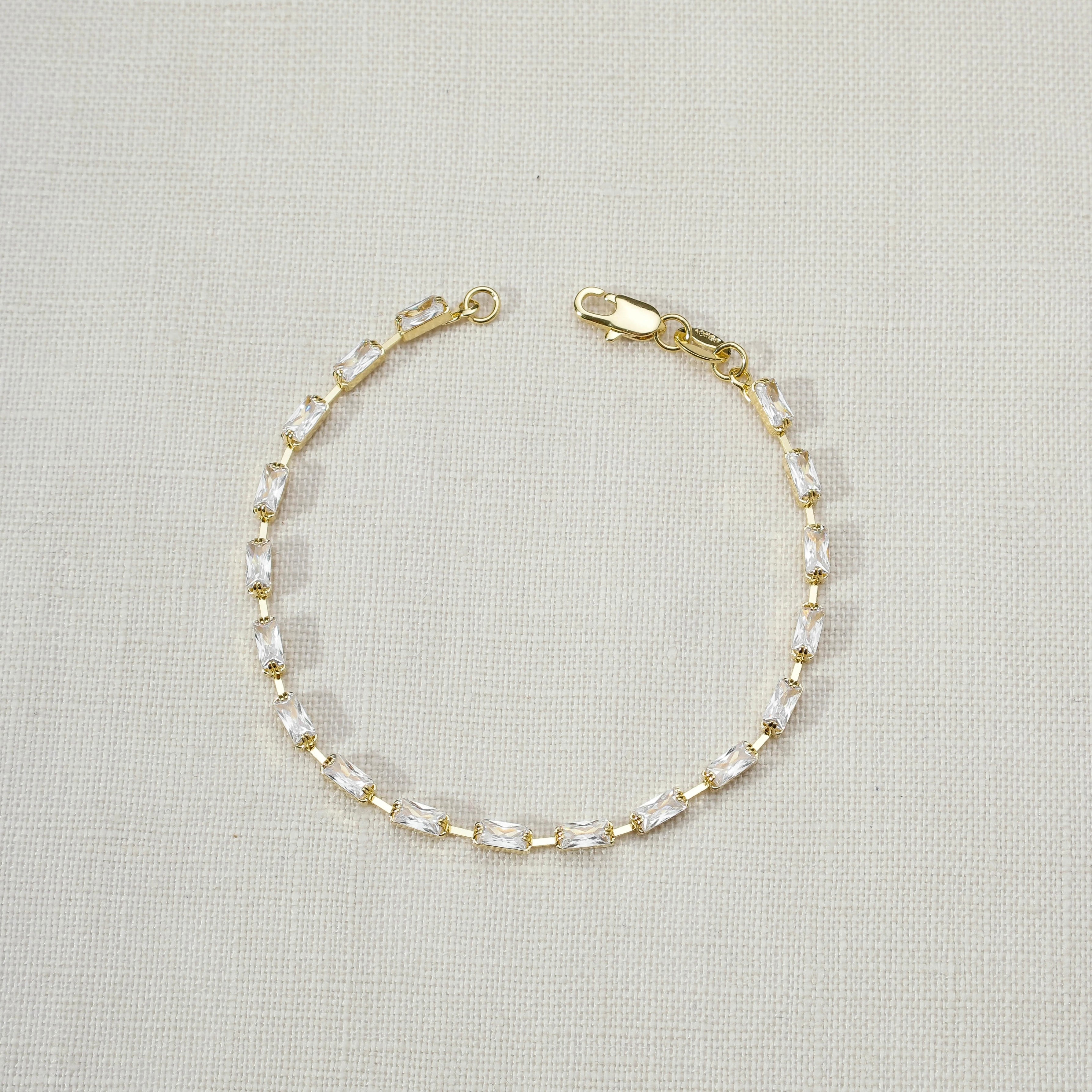 Bracelet 18k Gold Filled Sideway Baguette Tennis